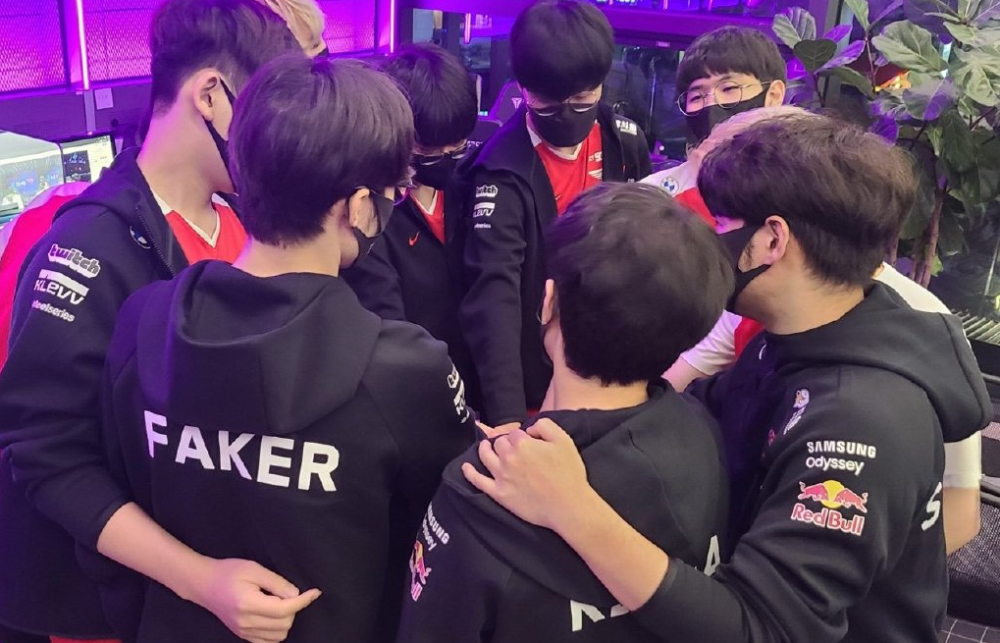 而费南多的 而费南多的