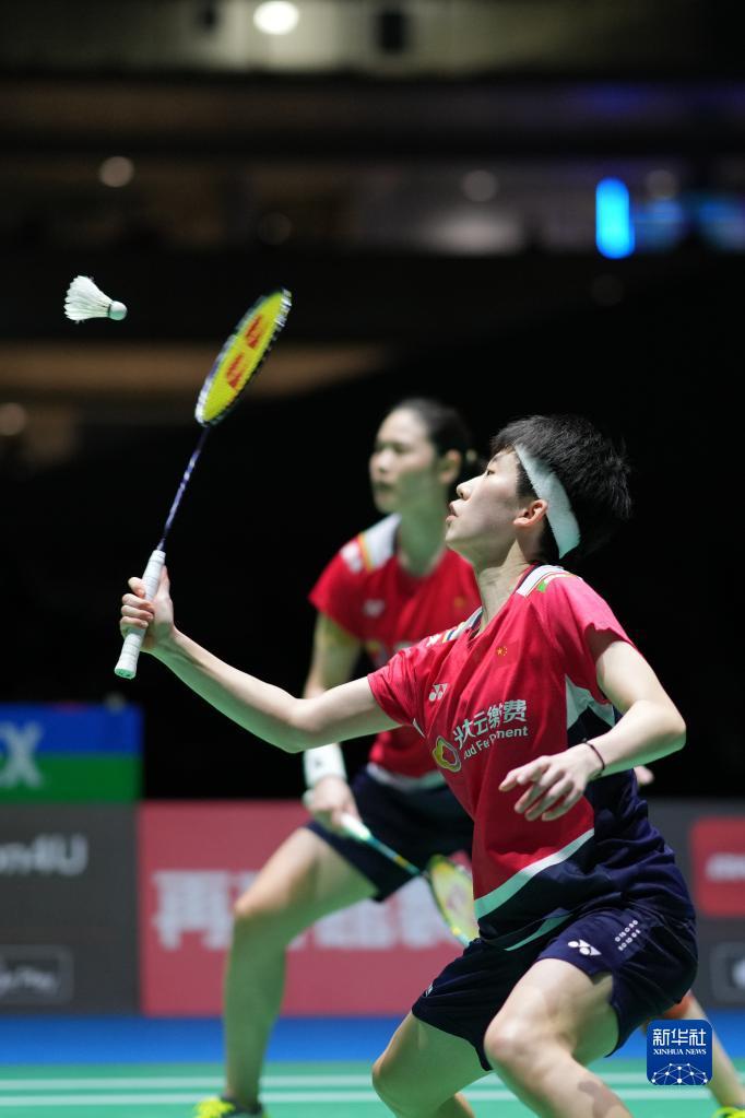 年里各自的 年里各自的