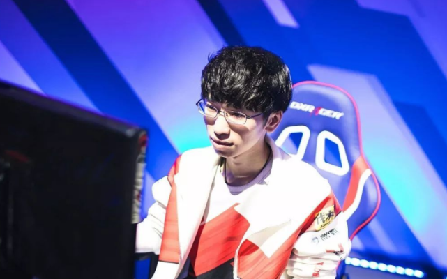 以及罗马上 以及罗马上