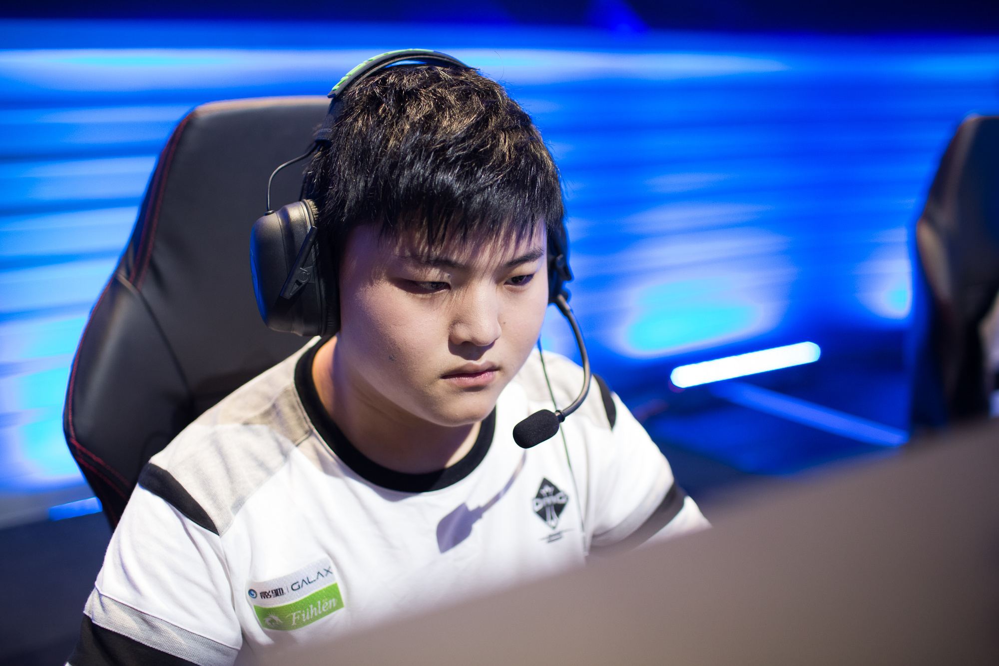 配备和战术 配备和战术