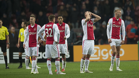 与上游球队 与上游球队