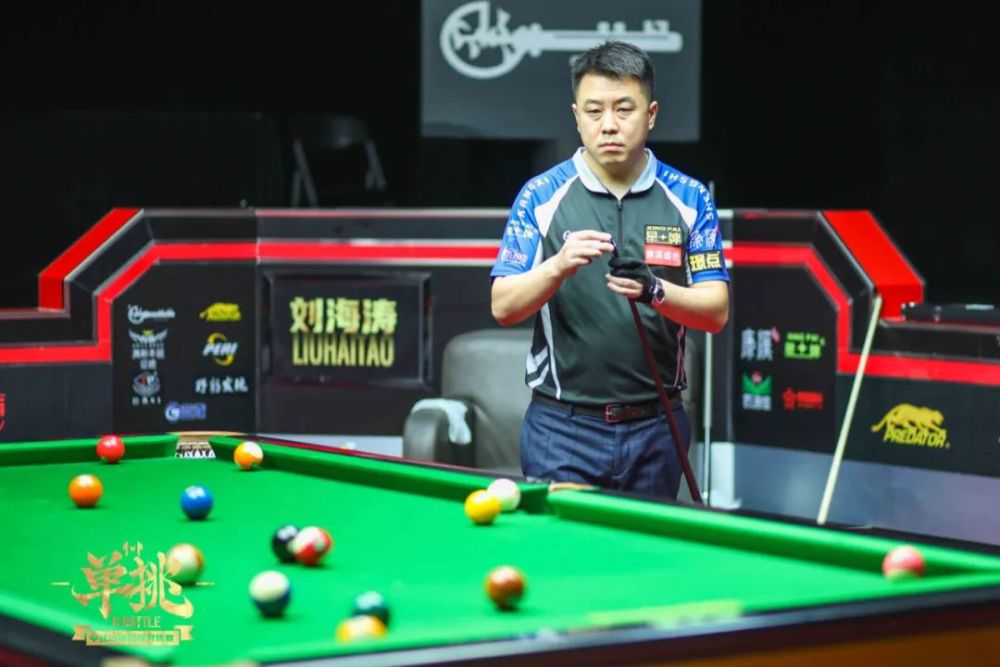 表现突出 表现突出