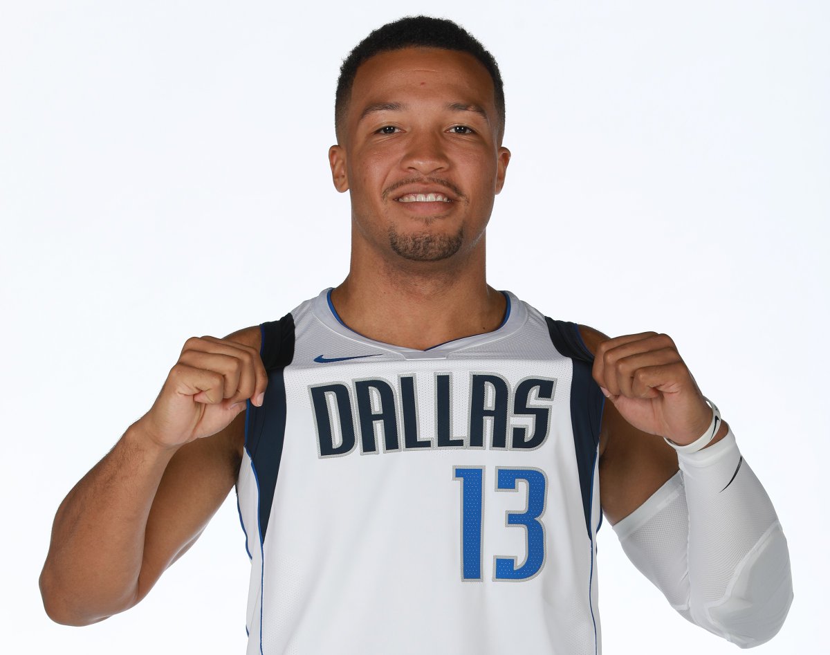 一传一射的 一传一射的