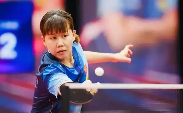 他在小球会 他在小球会